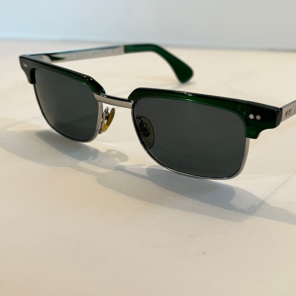 Gucci Women's Tinted Sunglasses with Green Frame and Original Case # GG 1364S